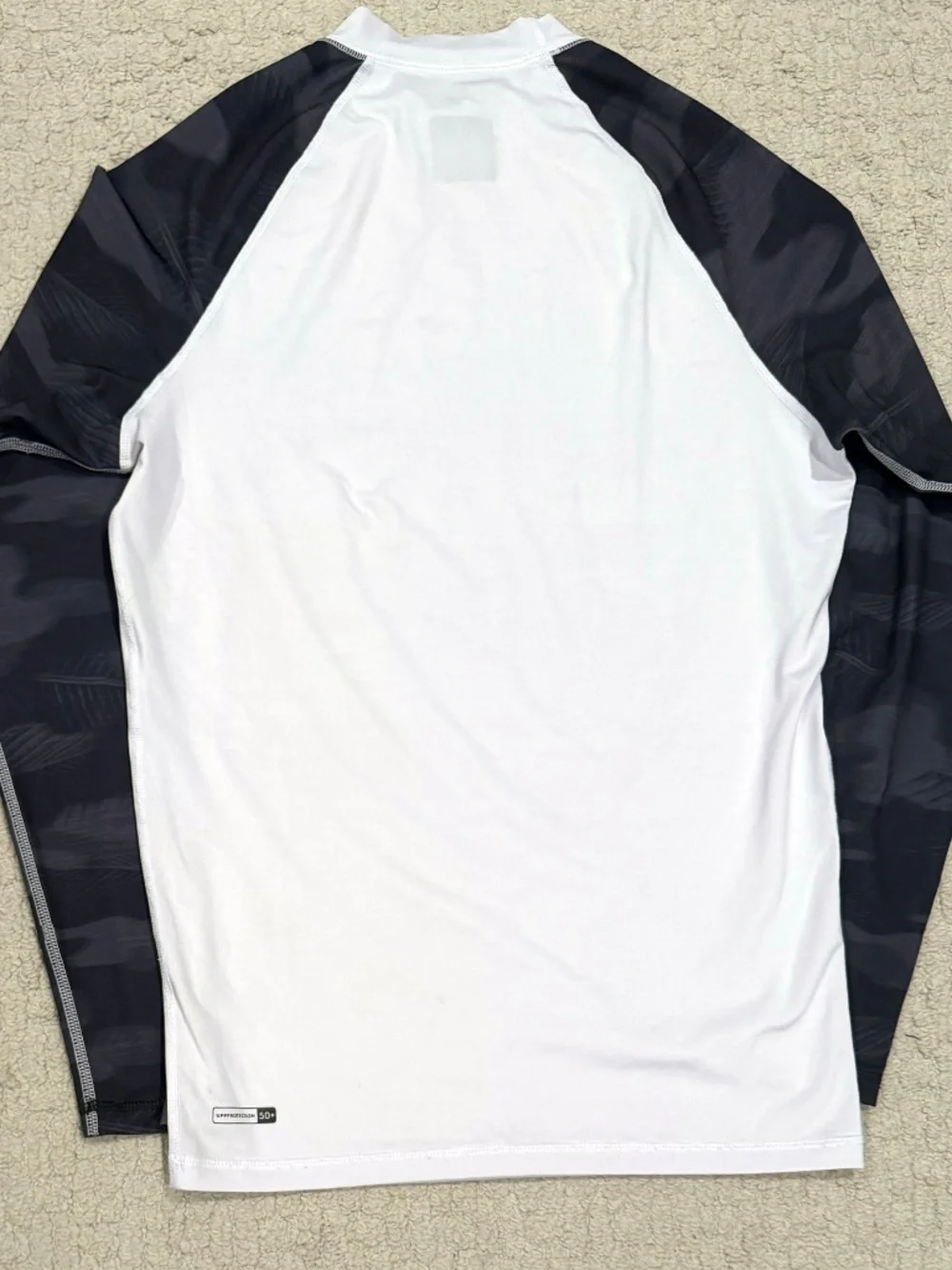 Men's Quiksilver Hawaii Long Sleeve Rash Guard Size Medium